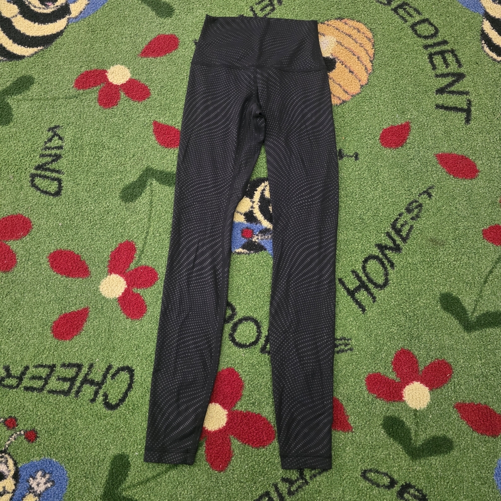 Lululemon Athletica Black and Gray Patterned Leggings Size 2